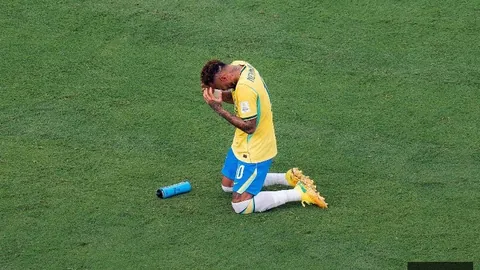 足彩开盘首日爆冷门：巴黎连续两期失手，下期投注需谨慎避雷